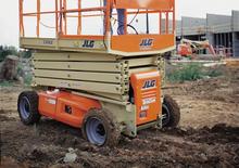 Platforme de ridicare de tip foarfecă pe roți JLG 3369LE