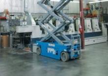 Platforme de ridicare de tip foarfecă pe roți Genie GS-2668 E