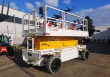 Platforme de ridicare de tip foarfecă pe roți Holland-Lift HL 160 E 24
