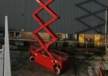 Platforme de ridicare de tip foarfecă pe roți Holland-Lift N 265 EL 13 4WD S