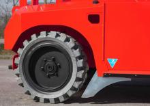 Platforme de ridicare de tip foarfecă pe roți PB PB S151-19E 4x4