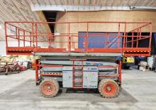 Platforme de ridicare de tip foarfecă pe roți Skyjack SJ 800-8841