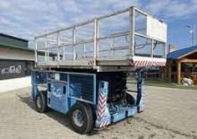 Platforme de ridicare de tip foarfecă pe roți Grove-Manlift SM 4688 XT