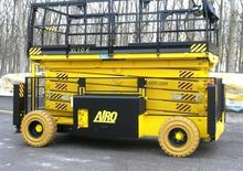 Platforme de ridicare de tip foarfecă pe roți AIRO XL 19 E