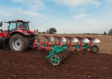Pluguri Kverneland 3300 S 100
