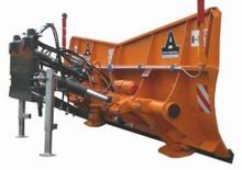 Pluguri de zăpadă cu o singură lamă acționată hidraulic Assaloni G 90.35