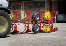 Pluguri Pöttinger Servo 3000 P