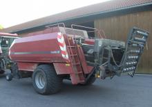 Prese de balotat pătrate + Prese de boltat de densitate mare Case IH 540 IST