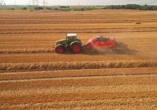 Prese de balotat pătrate + Prese de boltat de densitate mare Kuhn LSB 1270 DX