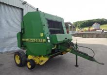 Prese de balotat rotunde John Deere 570