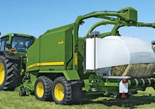 Prese de balotat rotunde John Deere 744 Premium MaxiCut Kombi