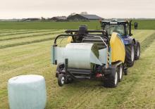 Prese de balotat rotunde New Holland Roll Baler 135 Ultra