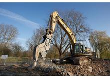 Pulverizatoare beton Caterpillar P225