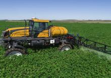 Pulverizatoare de câmp cu autopropulsie Valtra BS2517H