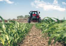 Pulverizatoare de câmp cu autopropulsie Case IH Trident 5550