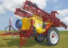 Pulverizatoare de câmp tractate CHD D2518