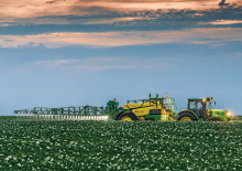 Pulverizatoare de câmp tractate John Deere M962i