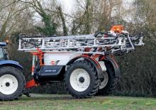 Pulverizatoare de câmp tractate Kuhn Metris 4100 RHA3