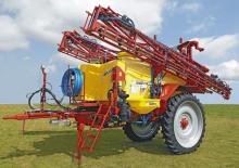 Pulverizatoare de câmp tractate Beyne PLK 28/3500
