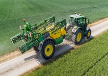 Pulverizatoare de câmp tractate John Deere R740i
