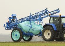 Pulverizatoare de câmp tractate Berthoud TRACKER 3200 