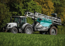 Pulverizatoare de câmp tractate Berthoud Vantage Dark 6700
