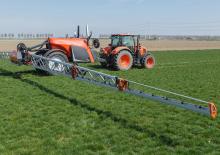 Pulverizatoare de câmp tractate Kubota XTS4-4.600l 