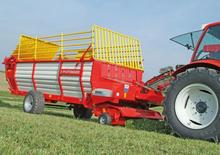 Remorci cu tocător pentru siloz Pöttinger Boss L 25 T