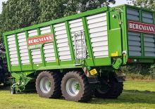 Remorci cu tocător pentru siloz L. Bergmann Carex 370 S