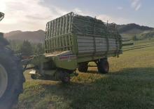 Remorci cu tocător pentru siloz Claas Sprint 324 K