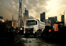 Șasiuri rigide Hino 500 GH 1832 4x2