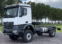 Șasiuri rigide Mercedes-Benz Arocs 2033 K 4x2