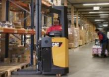 Stackere (transpaleți) cu operare la mică înălțime Caterpillar NSS15N