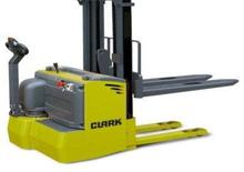 Stackere (transpaleți) mobile Clark CPS 20 ac