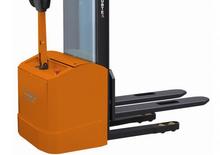 Stackere (transpaleți) mobile Genkinger EGV 16/29