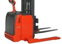 Stackere (transpaleți) mobile Linde L16AS