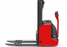 Stackere (transpaleți) mobile Linde L10 