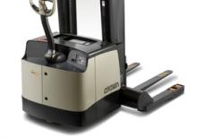 Stackere (transpaleți) mobile Crown SH 5540-40 TL