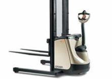 Stackere (transpaleți) mobile Crown ST 3000-1.0 TT