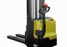 Stackere (transpaleți) mobile Clark WSXD 20