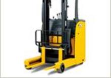 Stackere (transpaleți) cu operare la mare înălțime Komatsu FB 13 RL