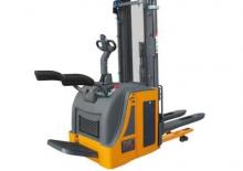 Stackere (transpaleți) mobile OMG 716 PBM ac