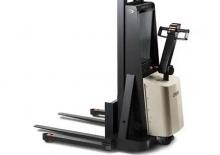 Stackere (transpaleți) mobile Crown M 3200-20
