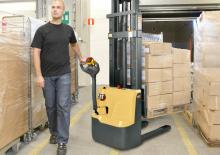 Stackere (transpaleți) mobile Caterpillar NSP12QLDI