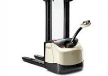Stackere (transpaleți) mobile Crown WF 3200-1.0 TF