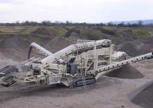 Stații de reciclare moloz Metso Lokotrack LT 400 HPF