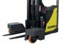 Stivuitoare electrice cu catarg retractabil Clark CRT 25 4-D ac