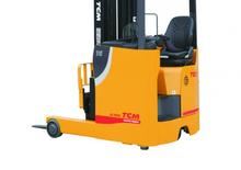 Stivuitoare electrice cu catarg retractabil TCM FRSB 25-8