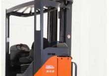 Stivuitoare electrice cu catarg retractabil Linde R16G
