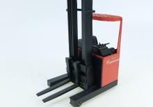 Stivuitoare electrice cu catarg retractabil BT RT 1350 SE